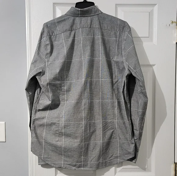 Sale: Men’s Express Stretch Dress Shirt - X-Large - Picture 6 of 7